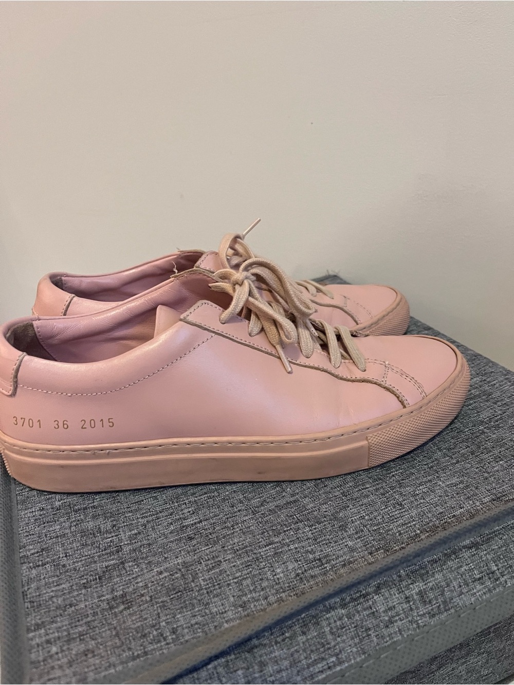 Common Projects Pink Leather Low-Top Sneakers